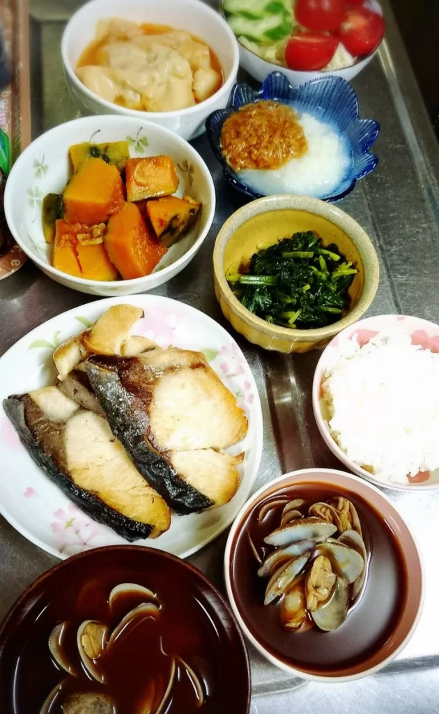 息子の食事の事ですが夕飯を全く食べてくれません。