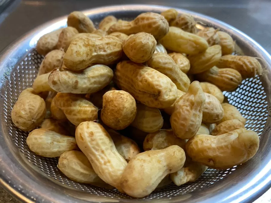 ピーナッツ食べ過ぎたんですけど太りますか？