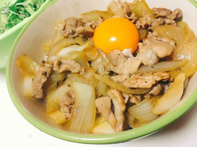 先日風邪を引いたのですが、鼻づまりがひどく味覚が全くない状態です。 それでもご飯の用意はしなくてはいけないので非常につらいです